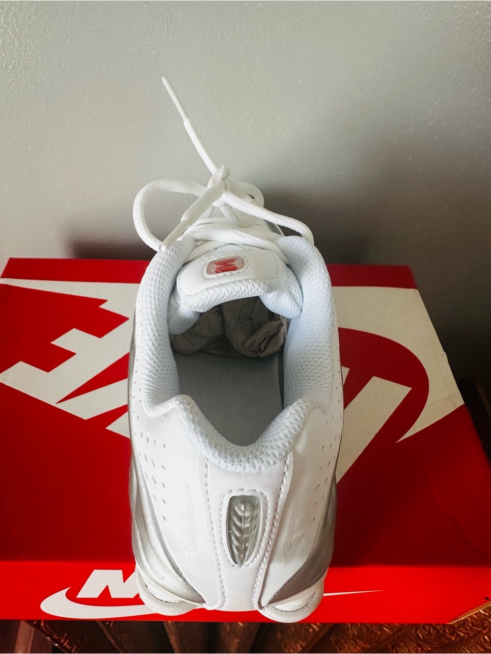 Nike SHOX R4 GS - Picture 8 of 10
